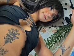 Angely naked masturbating her delicious pussy