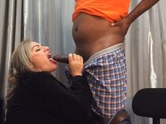Ines delicious crown sucking gringo’s cock