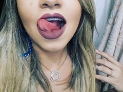 Blonde Gold Very Hot Luxury Slut from São Paulo – SP Let the Client Record a Video of Oral Sex and Also Showed Off Naked