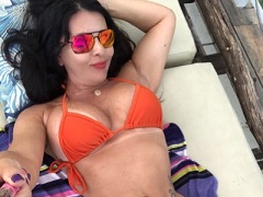 Milf personal Delicious naked showing off her grilled pussy