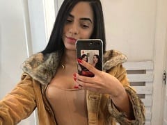 Of the lacação twins showed that she’s even hotter by rolling her wonderful ass in a video