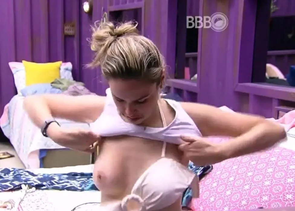 From Big Brother Brasil 16 Paying Tit