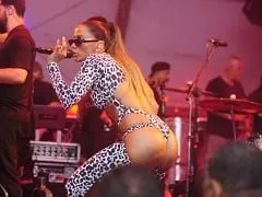 Delicious Did a Show Wearing Pants With Her Buttocks Out and Rolled Around on the Floor Showing Off Her Wonderful Ass