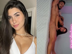 Onlyfans giving a greedy blowjob during a live stream