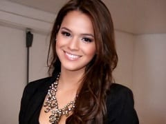 Wore a Thong With a Transparent Skirt and Started Rolling Around Making the Boys Happy at Bloco da Favorita – RJ