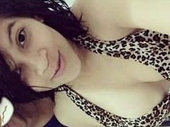 Horny believer from Fatec College in Guarulhos – SP recorded a homemade video of her having sex with a classmate and found it on the web