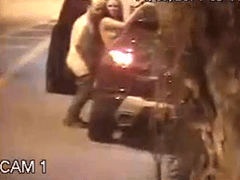 Scandal – Real Flagra of Giving in the Street to Owner of BMG