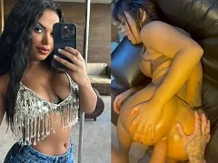 Giving it up with her beautiful ass thrust out