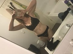 Sucked Her Husband’s Cock With a Naughty Face and Let Him Record a Homemade Oral Video
