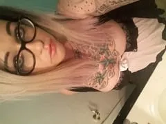 Amateur With Very Naughty Glasses Sucked Her Husband’s Cock With Talent And Let Her Husband Film It In Detail
