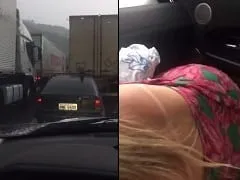 São Paulo’s Hellish Traffic Doesn’t Seem to Be a Problem for the Lucky Guy Who Got His Girlfriend to Suck While They Were Stopped