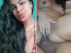 Nymphet from Ceará giving her ass and showing off