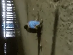 Amateur footage of a couple screwing on the beach in Maceió – AL People arrive to film and shit happens